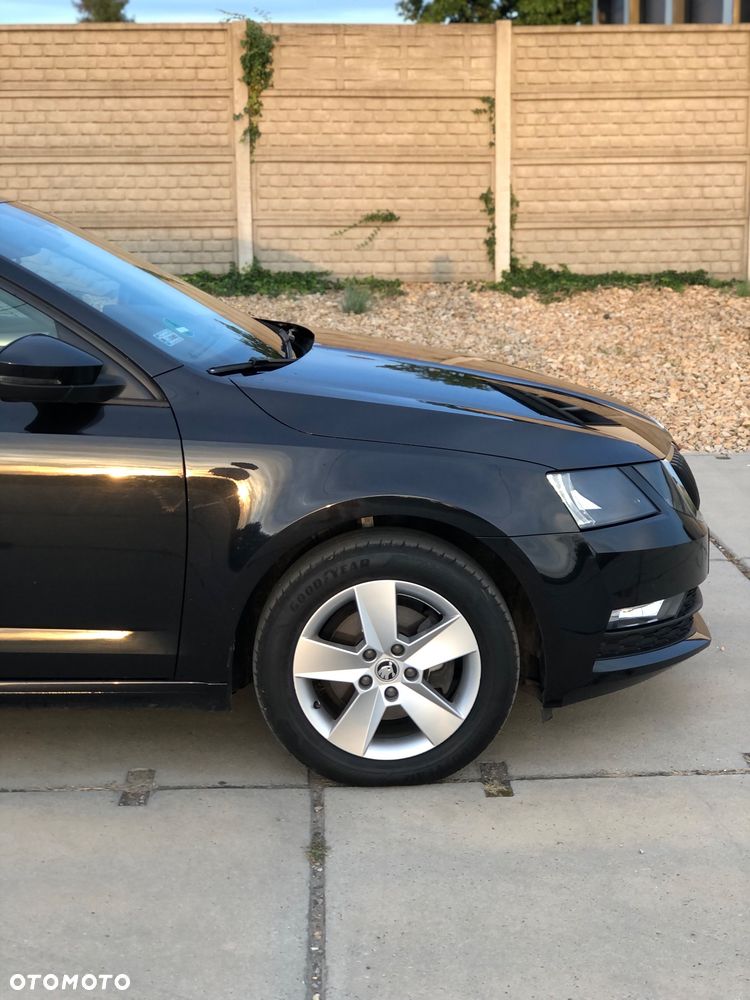 Skoda Octavia 2.0 TDI Ambition DSG - 6