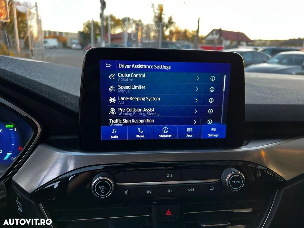 Ford Kuga 2.5 Duratec FHEV AWD Titanium - 29