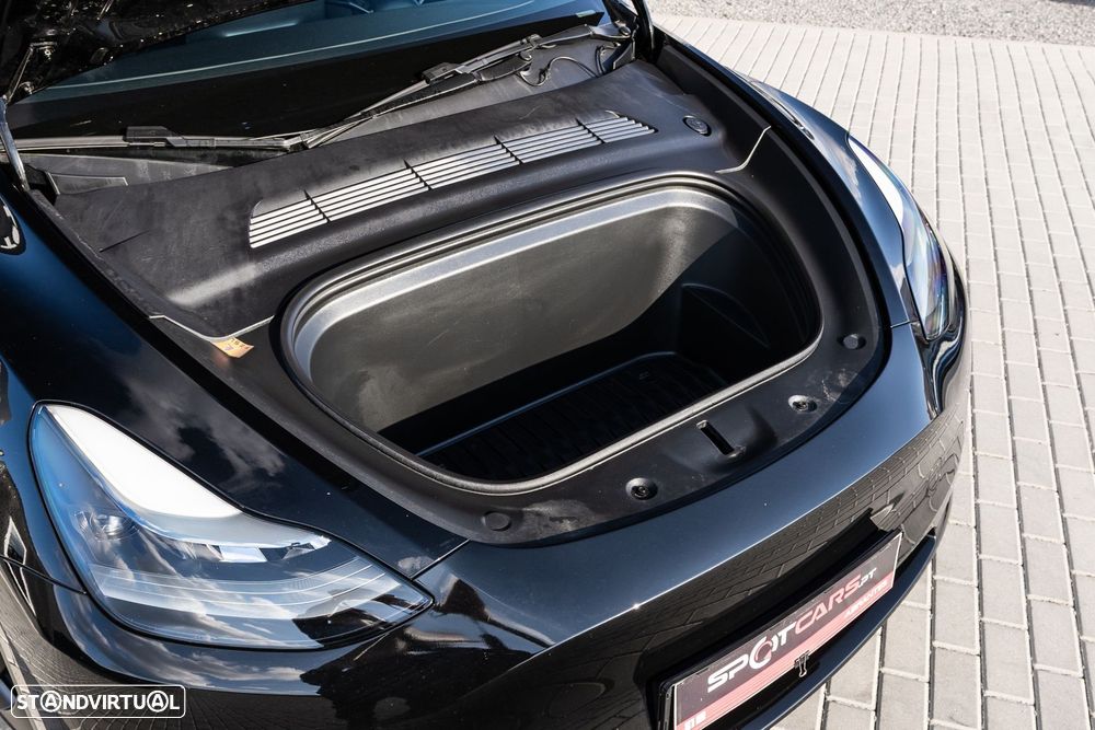 Tesla Model Y Performance Dual Motor AWD - 22