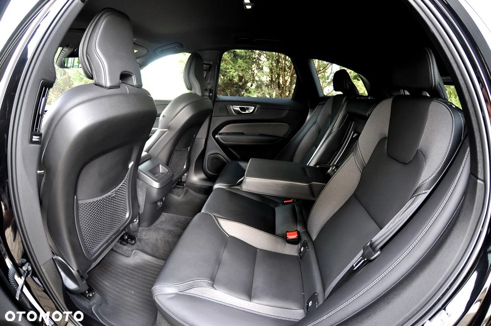 Volvo XC 60 B5 D AWD Geartronic Inscription - 24
