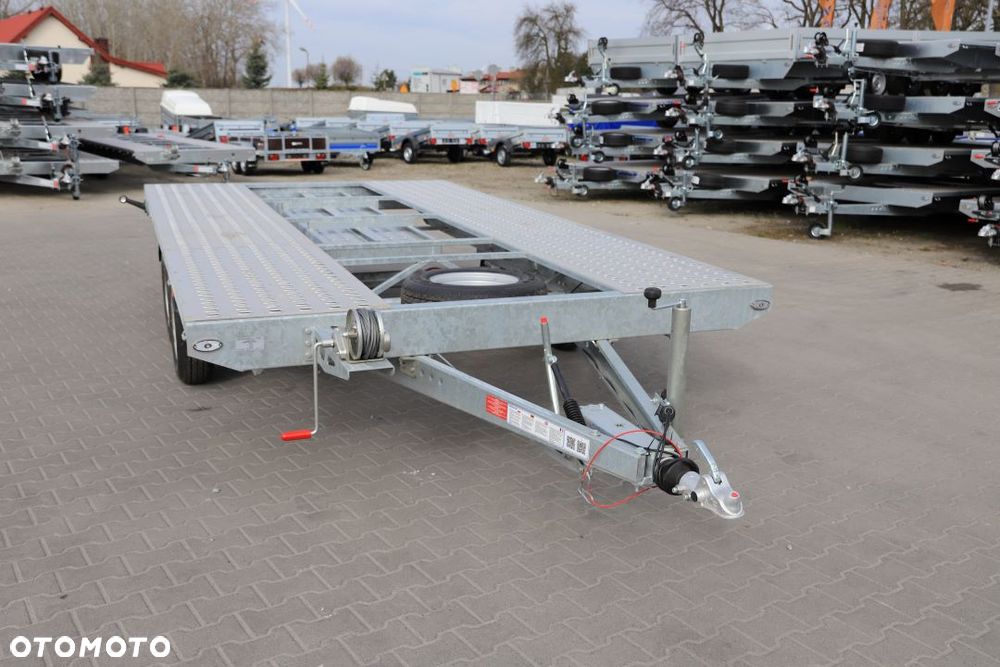 Niewiadów Mars 4.5 x 2.5 , 2 osie, koła 185R14C, DMC 3500 kg - 2