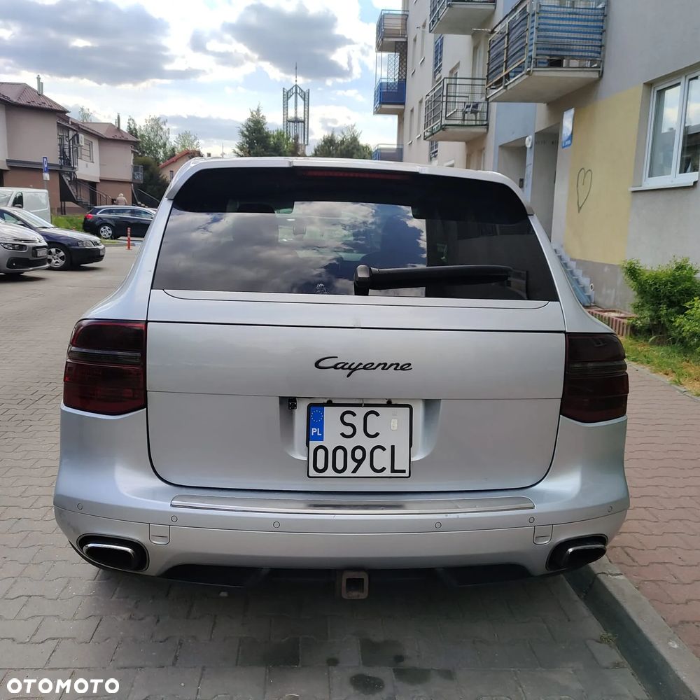 Porsche Cayenne Tiptronic S - 12