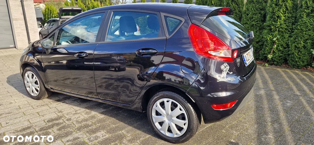 Ford Fiesta - 13