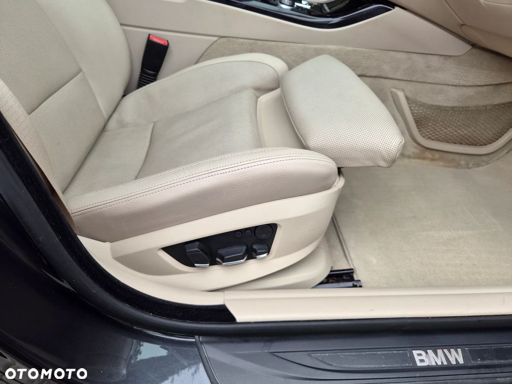BMW Seria 5 - 18