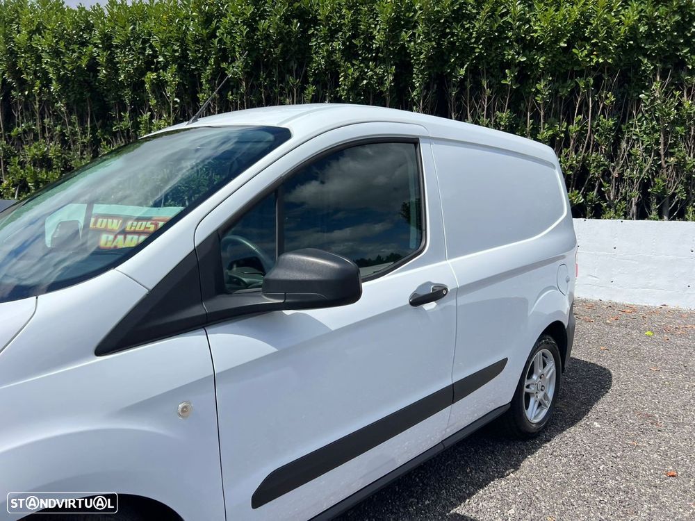 Ford Transit Courier 1.5 TDCi Sport - 31