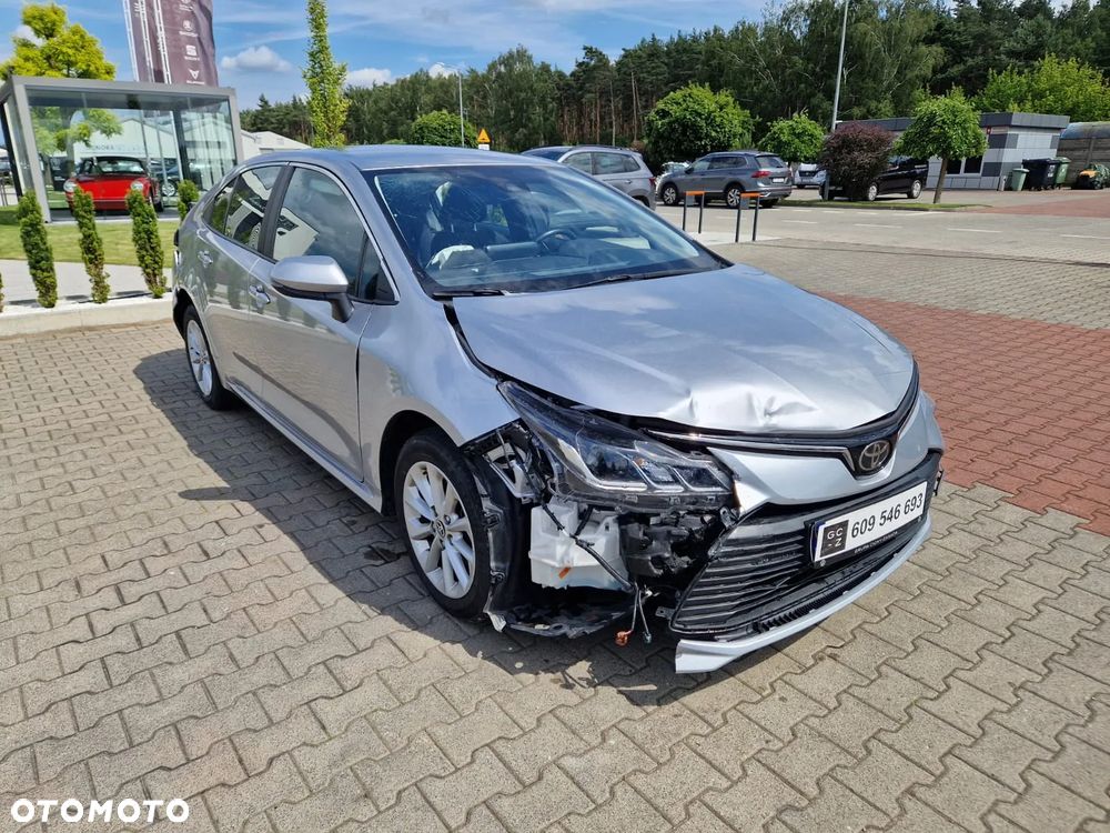 Toyota Corolla 1.5 Comfort - 11