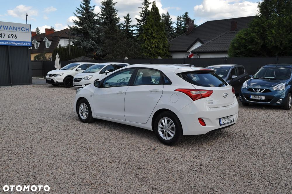 Hyundai i30 1.4 Fifa World Cup Edition - 8