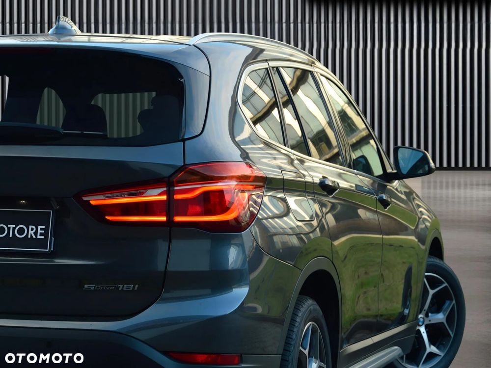 BMW X1 sDrive18i xLine - 10