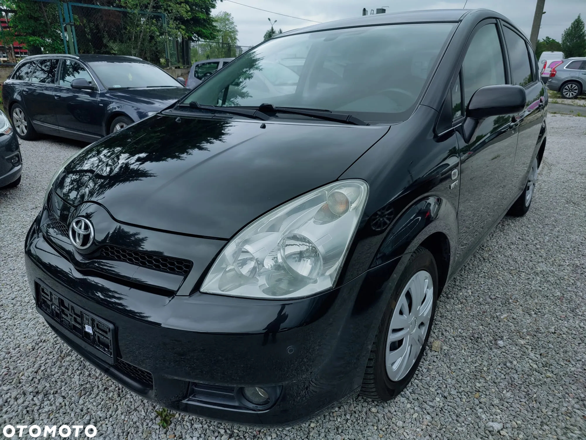Toyota Corolla Verso - 4
