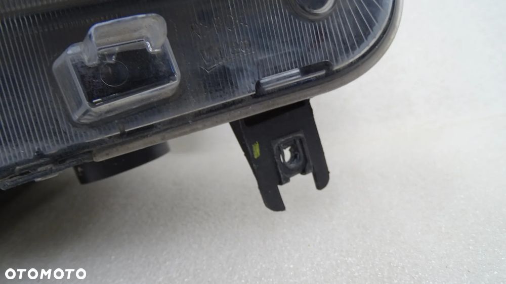 SEAT ATECA 576 - lampa przednia prawa FULL LED - 6