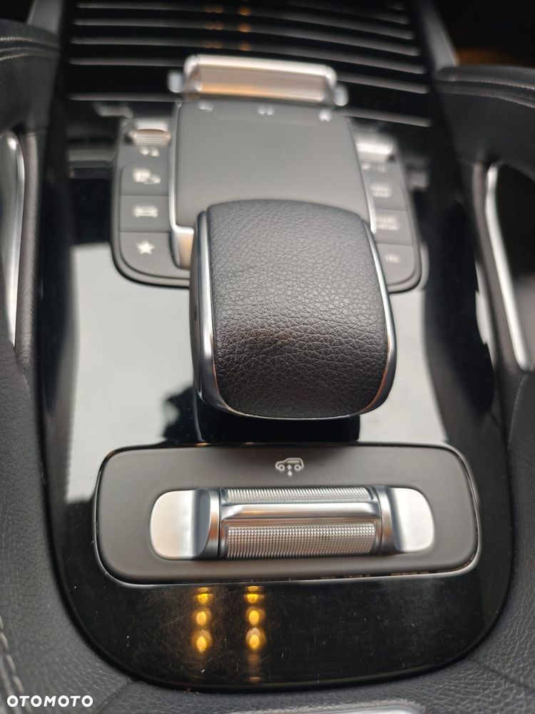 Mercedes-Benz GLE - 17