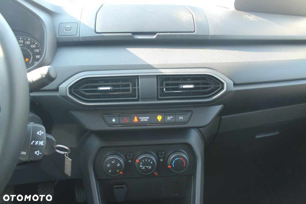 Dacia Sandero - 16
