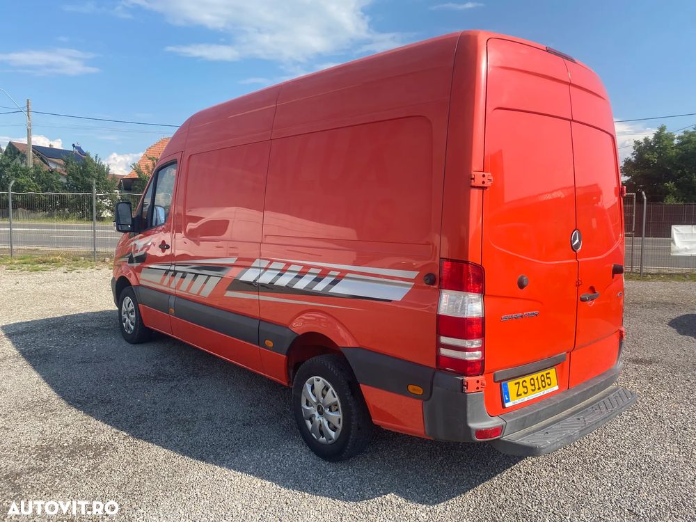 Mercedes-Benz Sprinter - 5