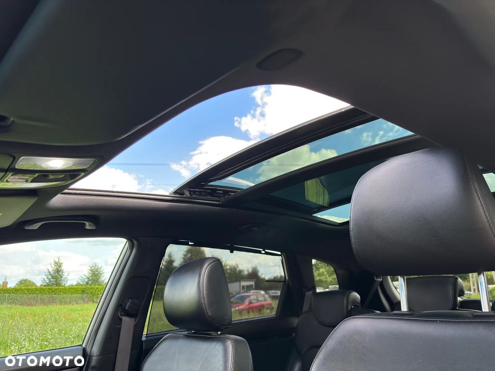 Kia Carens 1.7 CRDi Spirit - 31