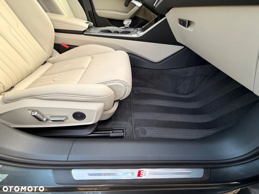 Audi S6 Limousine - 11