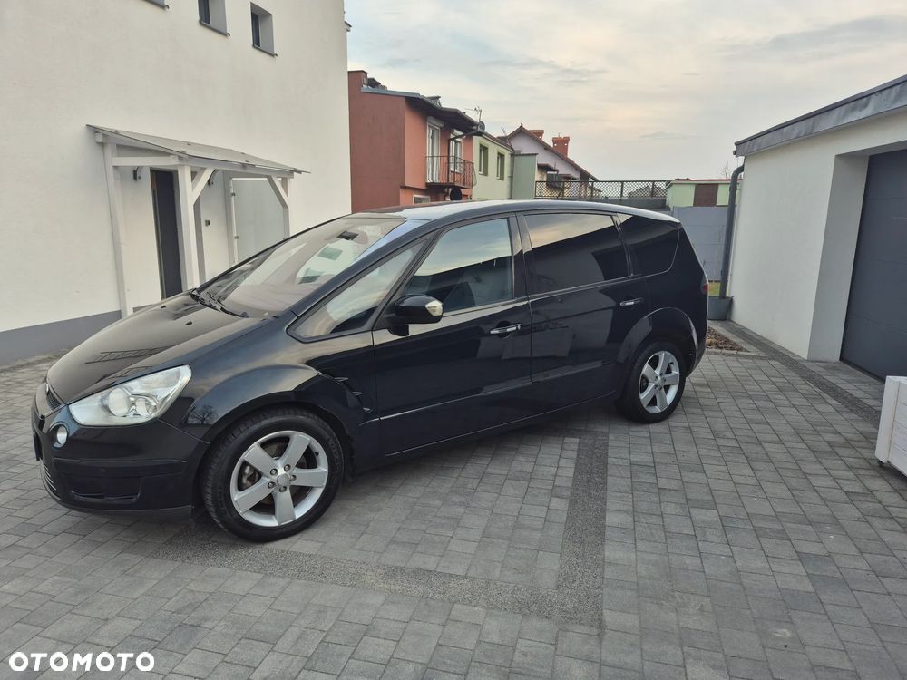 Ford S-Max - 8