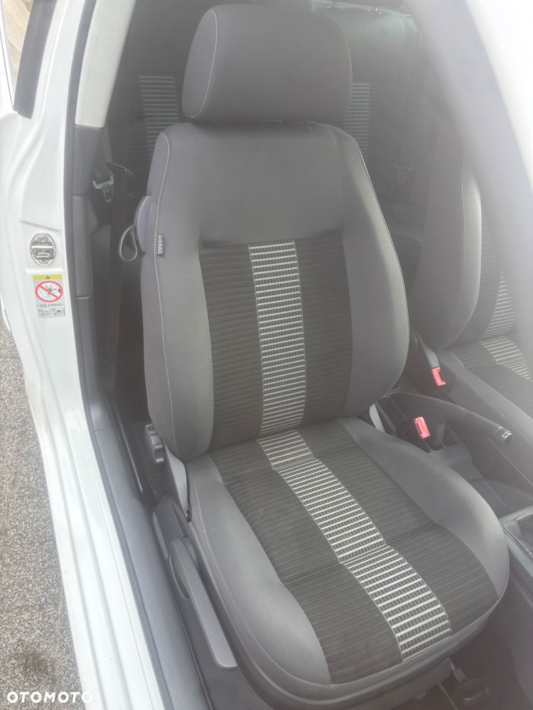 Volkswagen Polo 1.6 Sportline - 19