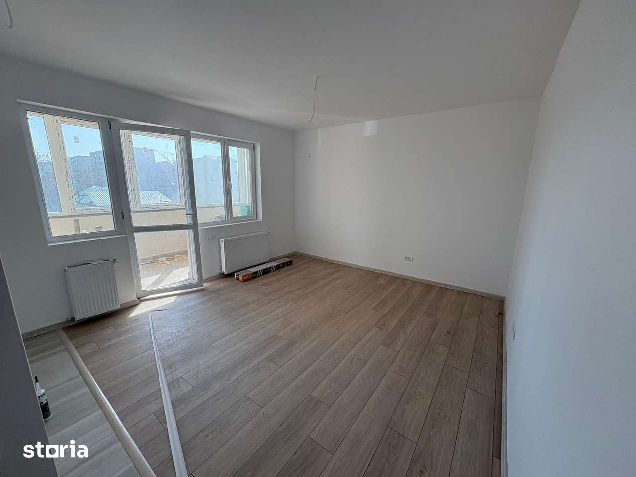 Apartament 3 camere, metrou Aparatorii Patriei — fotografia 1