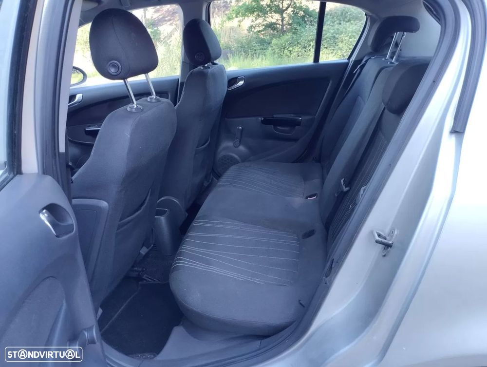 Opel Corsa 1.3 CDTi Enjoy EcoFLEX - 19