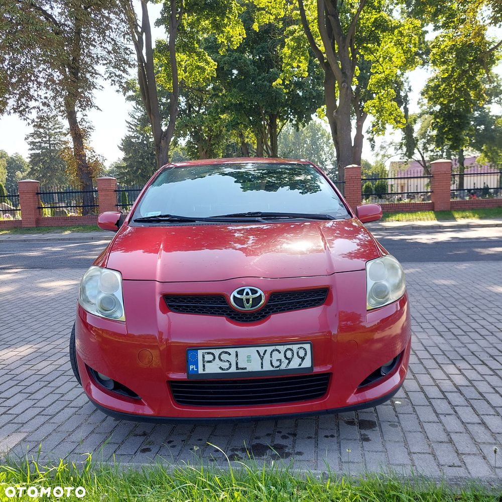 Toyota Auris 2.2 D-4D D-CAT - 3