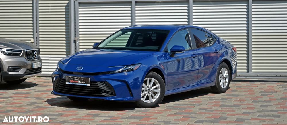 Toyota Camry Business Edition - 9