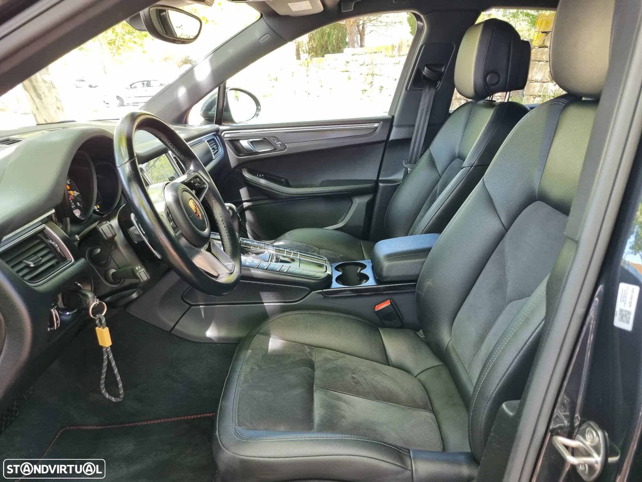 Porsche Macan Standard - 26