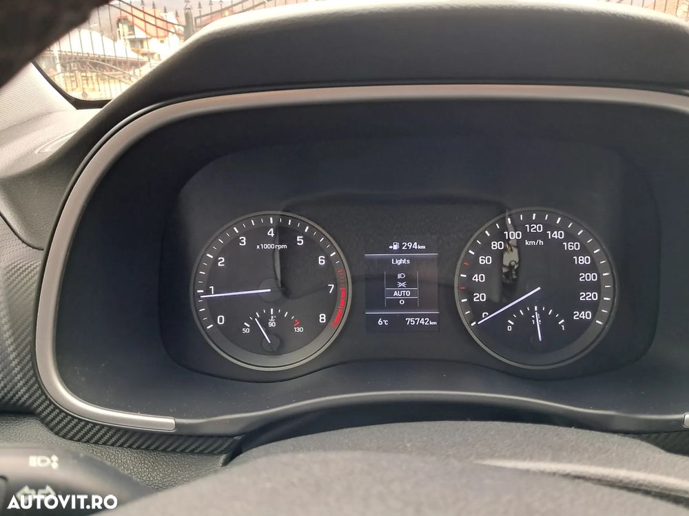 Hyundai Tucson 1.6 GDI 2WD 6MT Style - 6