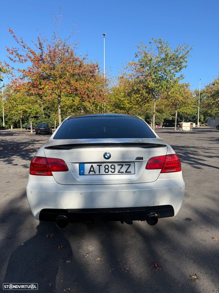 BMW 320 d Coupe Edição M - 5
