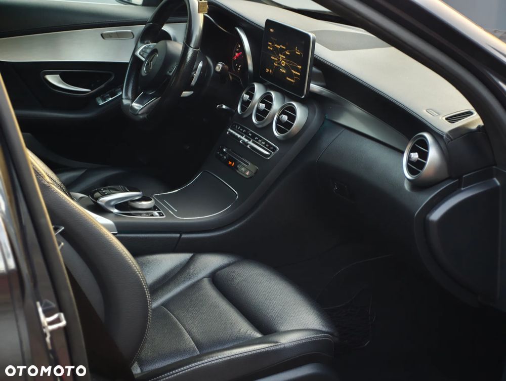 Mercedes-Benz Klasa C 250 7G-TRONIC - 10