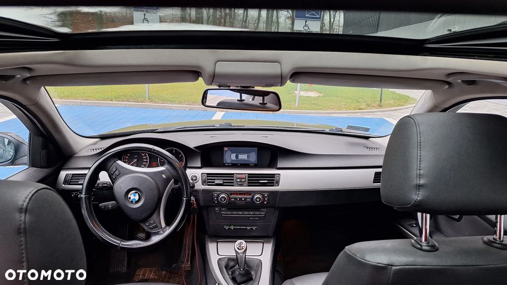 BMW Seria 3 318d - 6