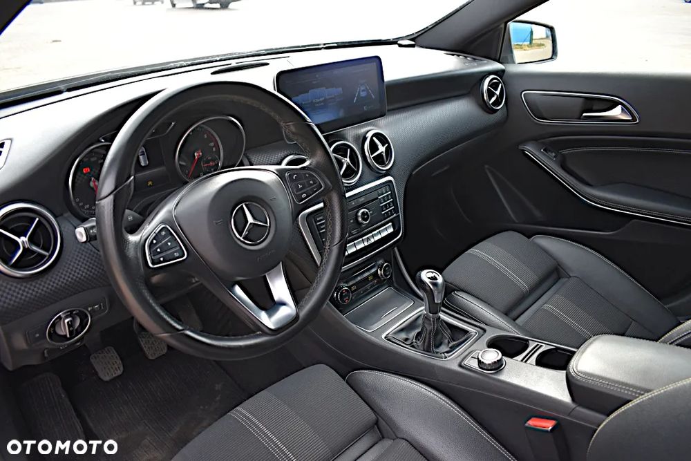 Mercedes-Benz Klasa A 180 CDI AMG Line - 30