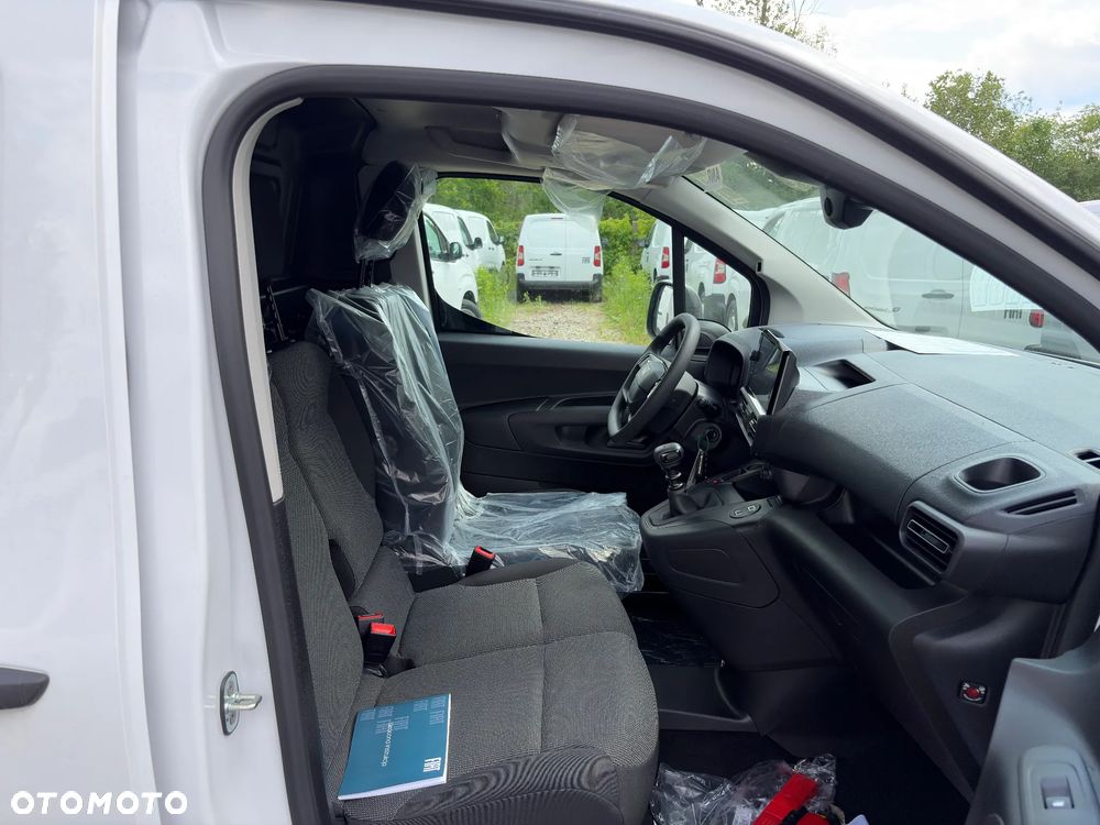 Fiat Doblo Van XL 100KM Seria 4 - 25