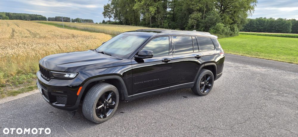 Jeep Grand Cherokee - 21