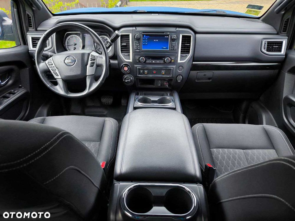 Nissan Titan - 6