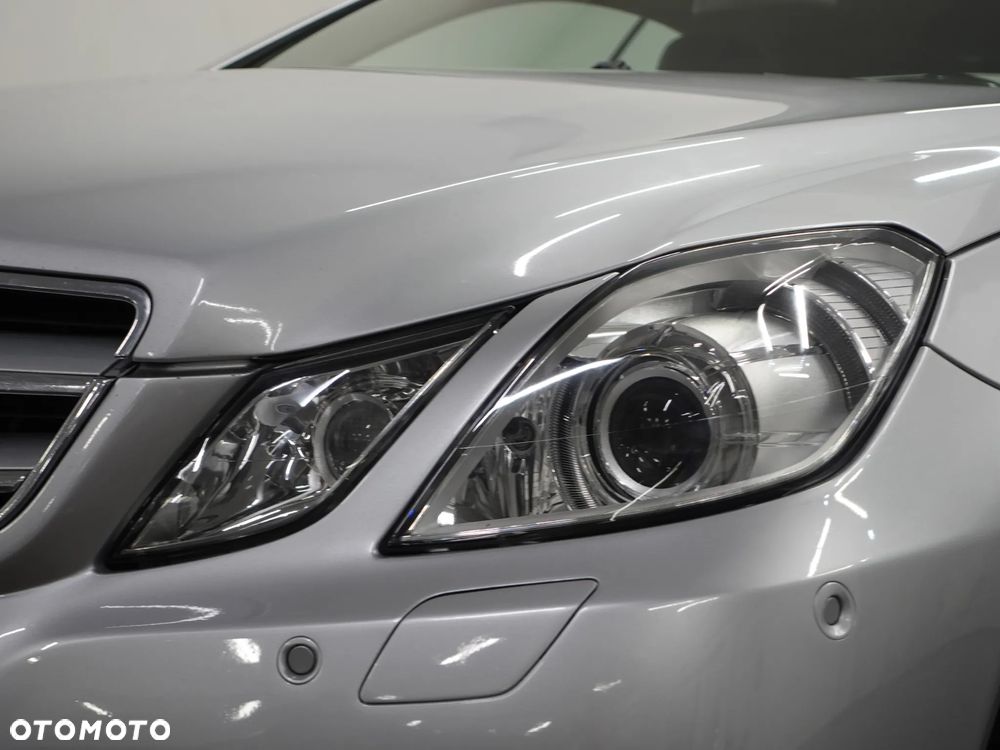 Mercedes-Benz Klasa E 350 CDI DPF BlueEFFICIENCY 7G-TRONIC Avantgarde - 14