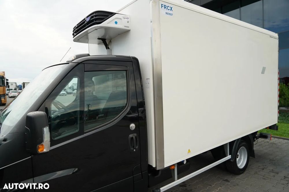 Iveco DAILY 35-150 / FRIGIDER / CAMION TRANSPORT XARIOS 350 / DHOLLANDIA LIFT - 750 KG / MANUAL / TWIN / EURO 6 - 17