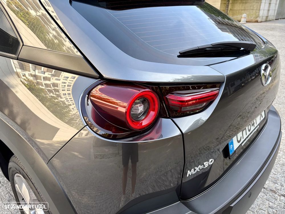Mazda MX-30 e-SKYACTIV EXCLUSIVE-LINE - 11