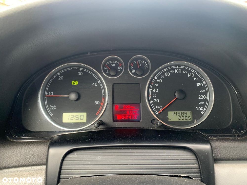 Volkswagen Passat - 9