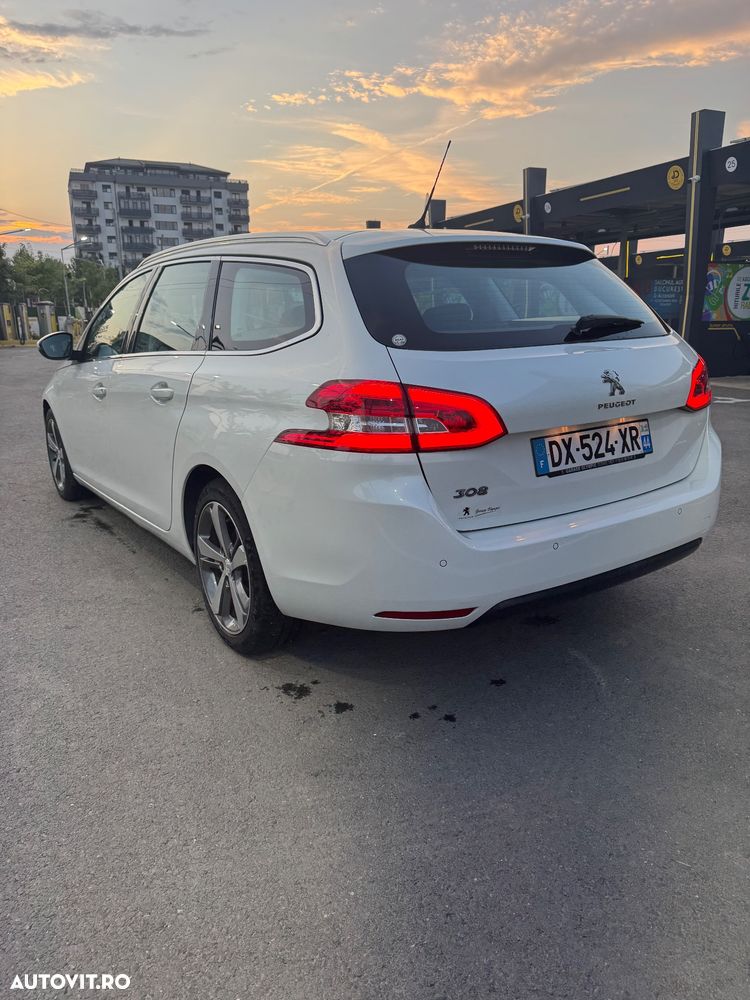 Peugeot 308 - 4