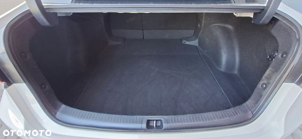 Toyota Corolla 1.8 Hybrid Comfort - 25