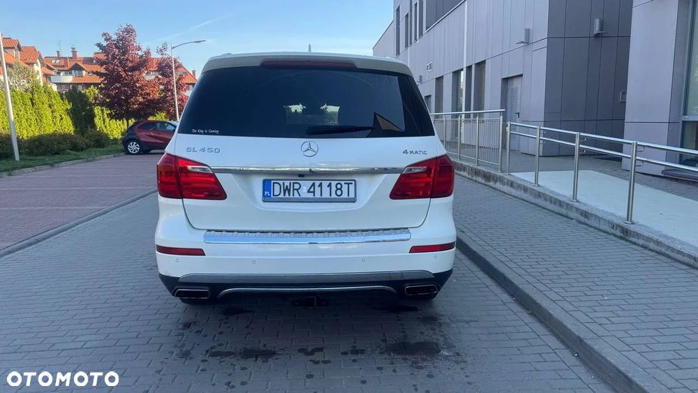 Mercedes-Benz GL 500 4Matic (BlueEFFICIENCY) 7G-TRONIC - 29