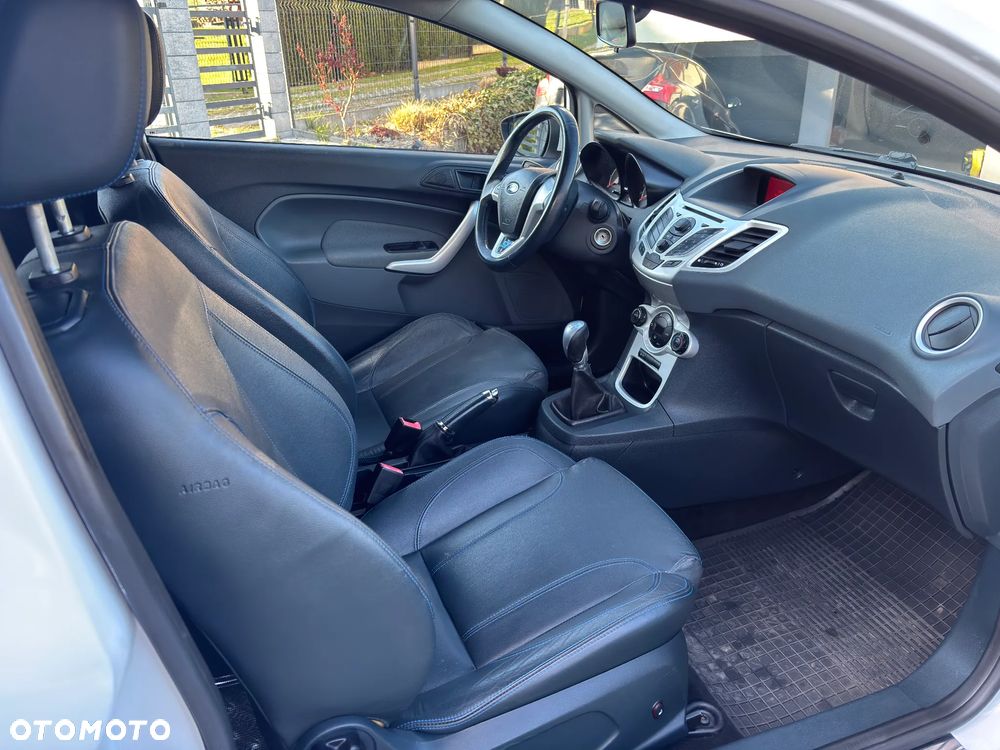 Ford Fiesta 1.6 Sport - 10