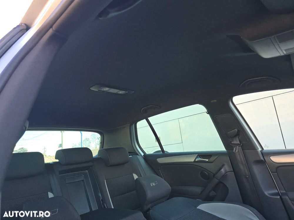 Volkswagen Golf - 28