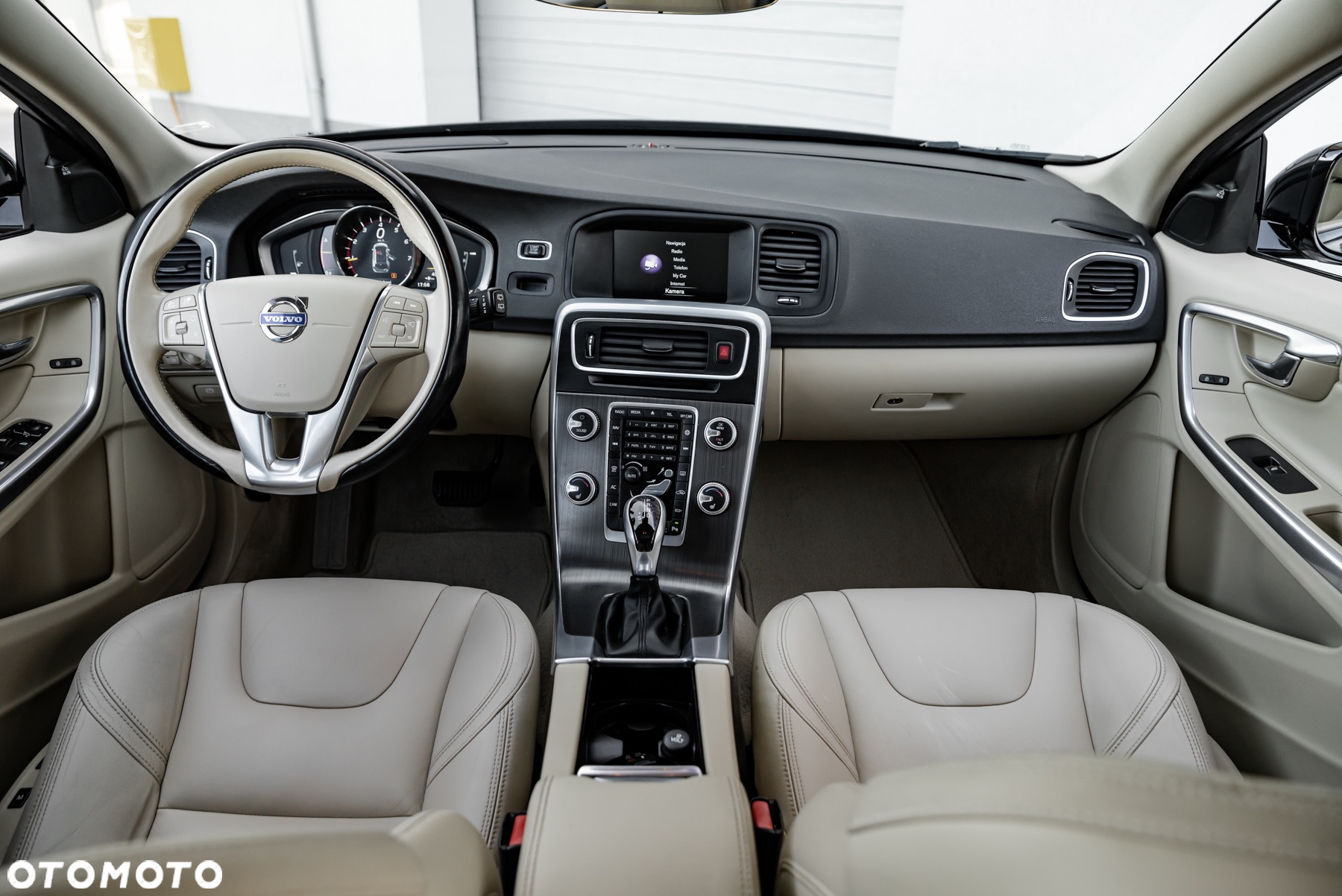 Volvo V60 Cross Country T5 Geartronic Summum - 29
