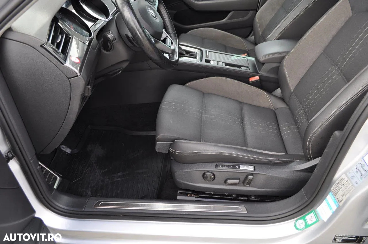 Volkswagen Passat Alltrack 2.0 TDI SCR 4Motion DSG - 17