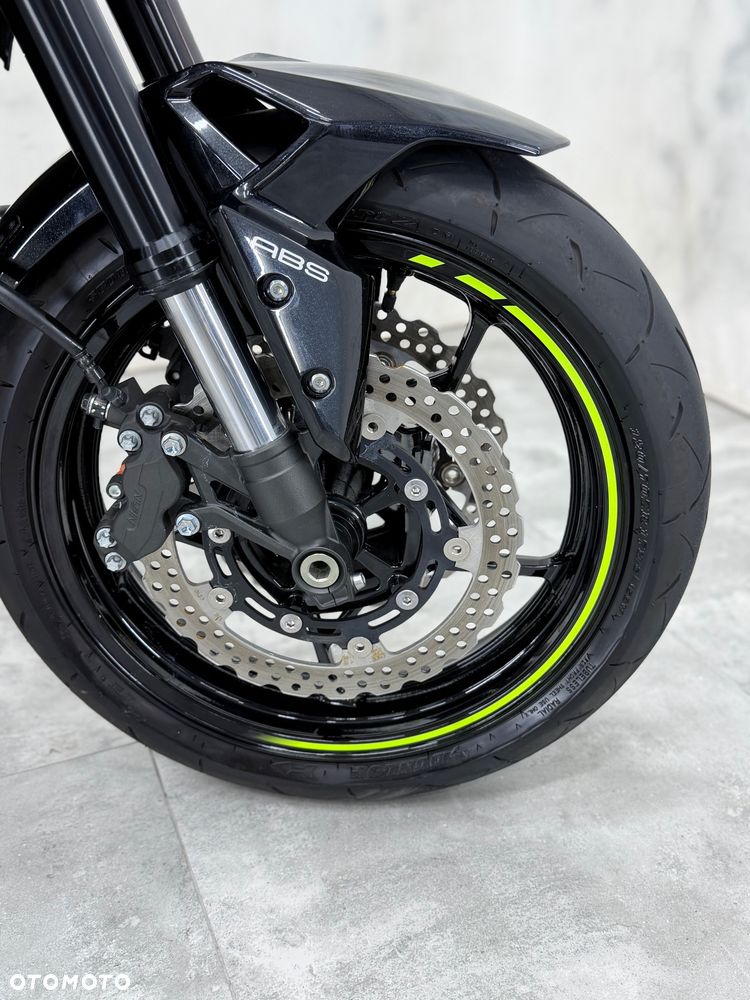 Kawasaki Z 900 - 23