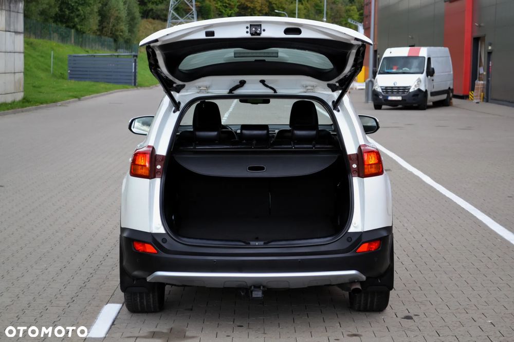 Toyota RAV4 2.0 Prestige MS - 29