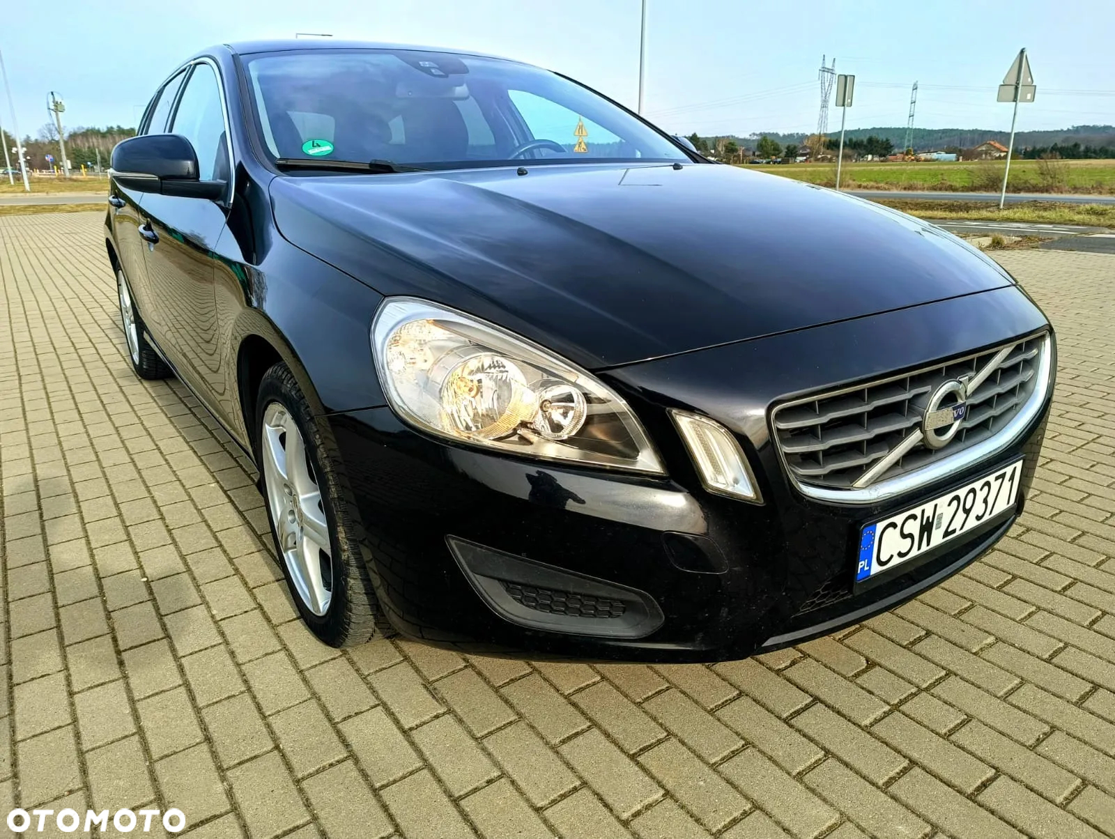 Volvo V60 T3 Momentum - 3