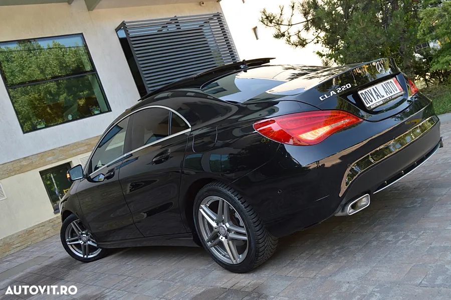 Mercedes-Benz CLA 220 CDI 7G-DCT AMG Line - 15