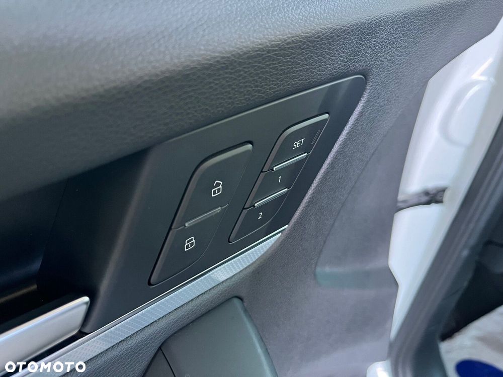 Audi Q5 Sportback - 12